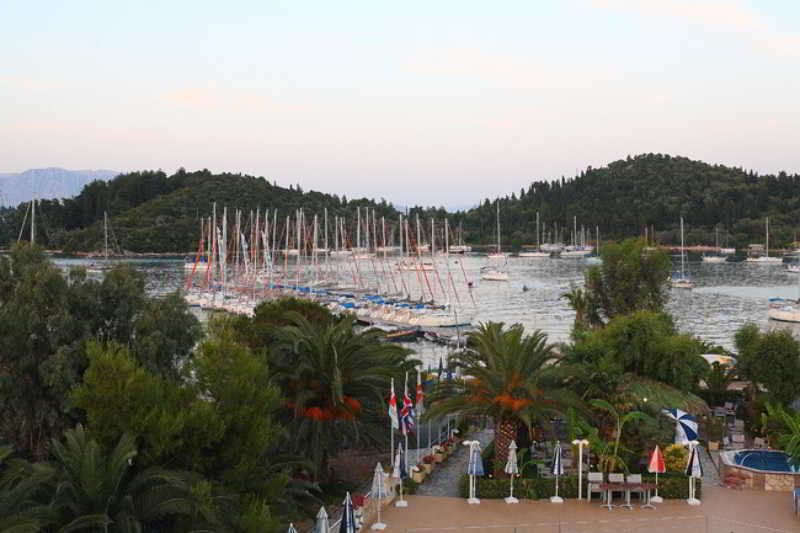 Athos Hotel Νυδρί Εξωτερικό φωτογραφία